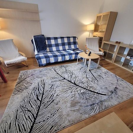 Family Friendly With Kids Room, Quiet And Peaceful بوخارست المظهر الخارجي الصورة