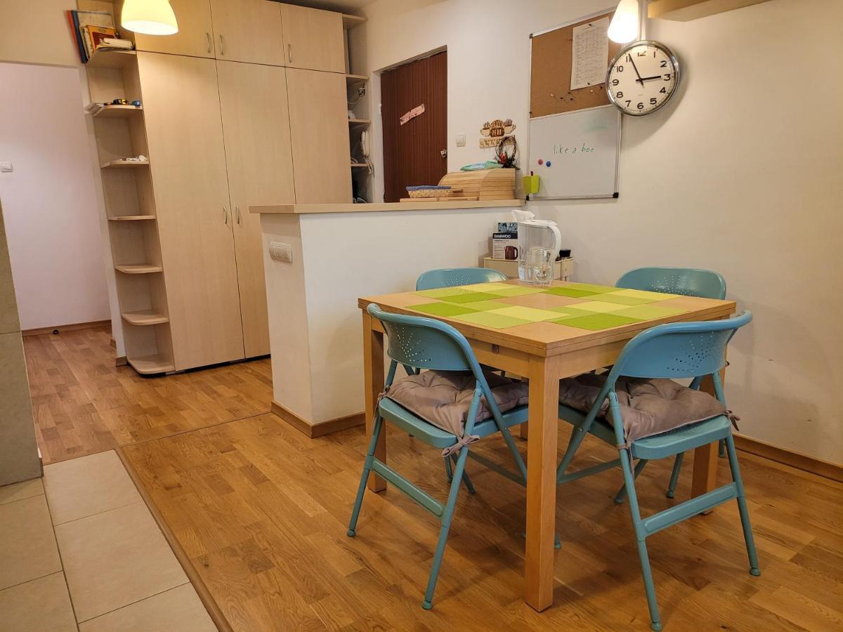 Family Friendly With Kids Room, Quiet And Peaceful بوخارست المظهر الخارجي الصورة