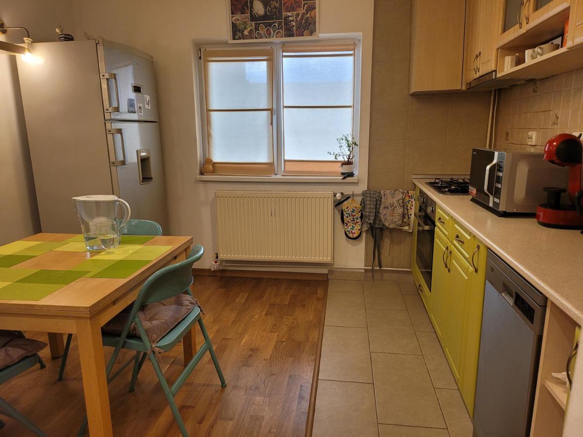 Family Friendly With Kids Room, Quiet And Peaceful بوخارست المظهر الخارجي الصورة