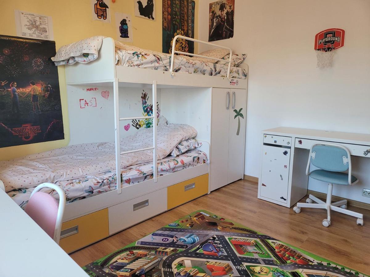Family Friendly With Kids Room, Quiet And Peaceful بوخارست المظهر الخارجي الصورة